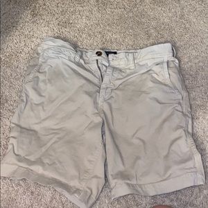 Khaki American eagle shorts